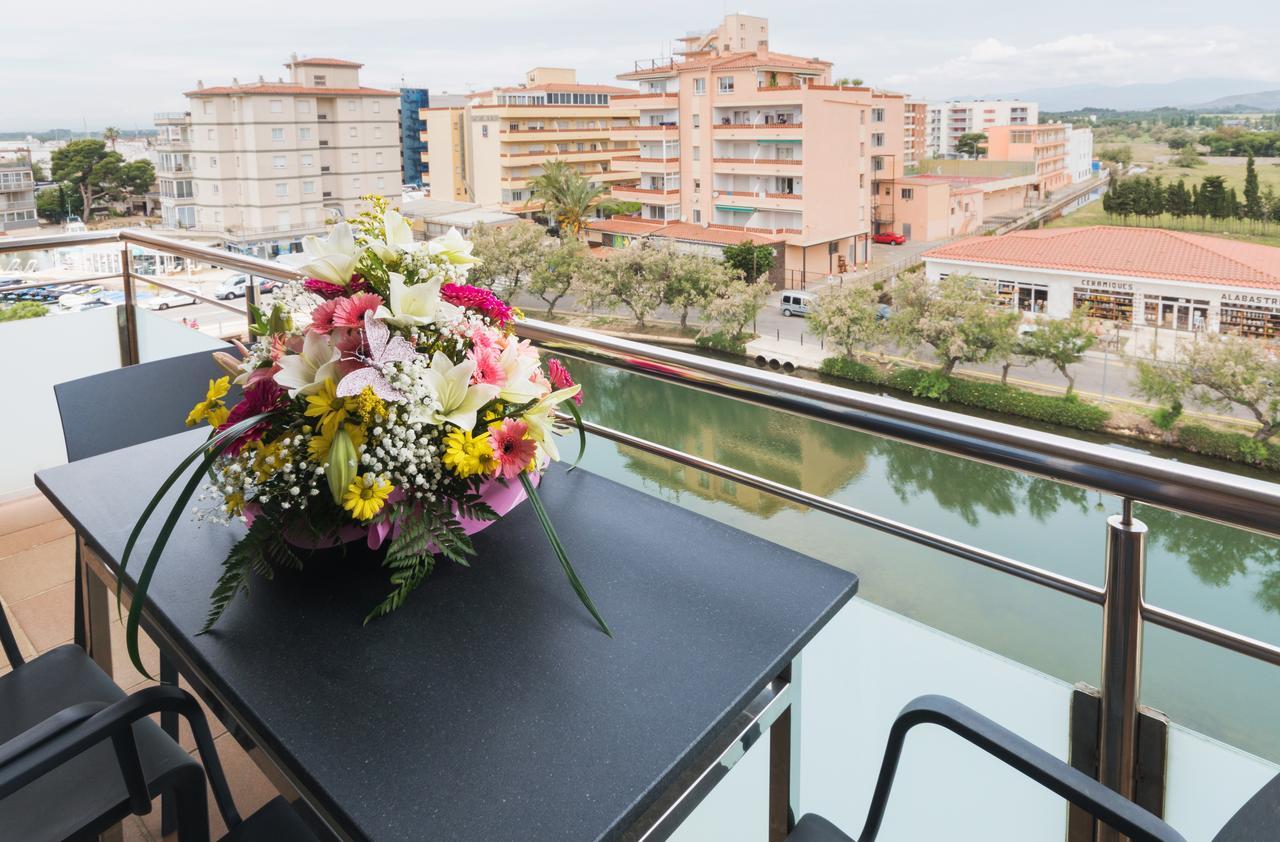 Inmosantos Apartamentos Daniel Roses Exterior photo
